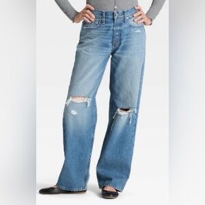 Universal Thread 90s Baggy Jeans Size 8 Mid Rise Distressed Denim